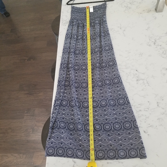 Gap NWT Blue and White Maxi Dress w/ Elastic Top - Picture 11 of 12